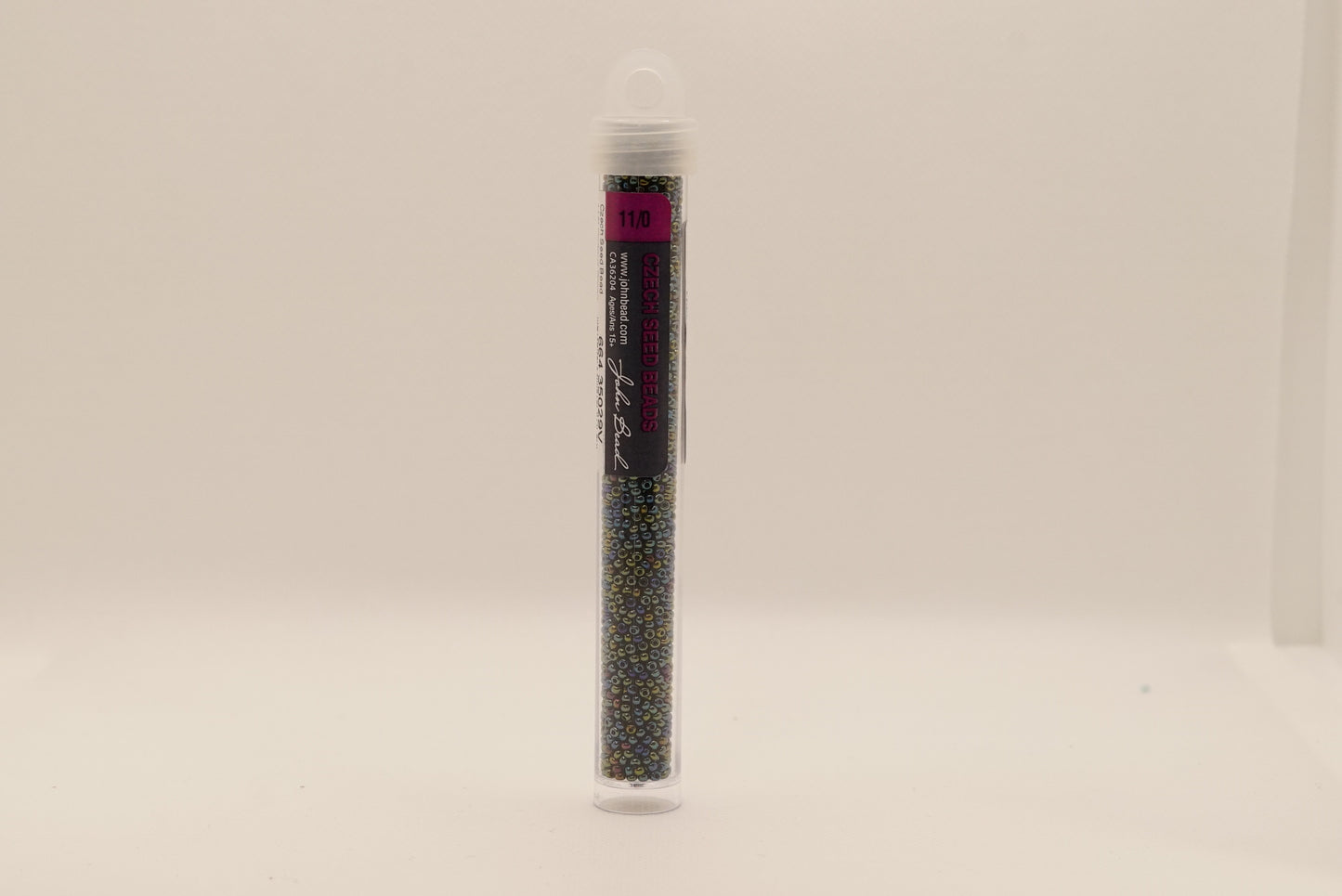 124 - 11/0 Vial Opaque Green AB