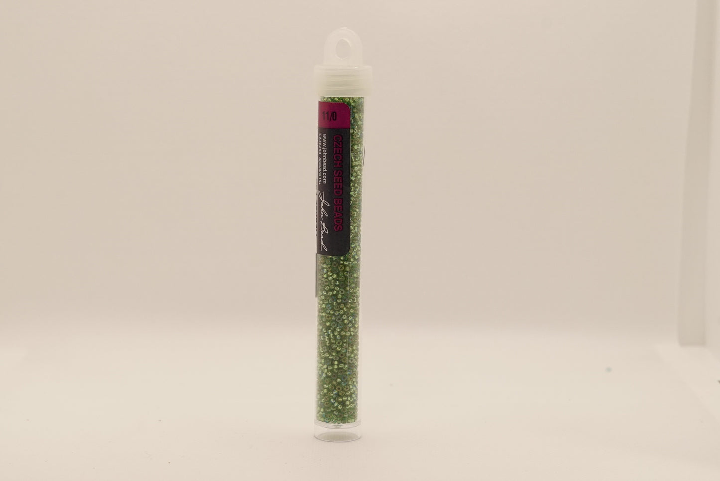 150 - 11/0 Vial S/L Green Rainbow