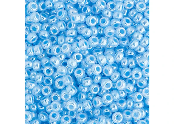 444 - Miyuki Seed Bead 11/0 Lt.Crystal Sapphire