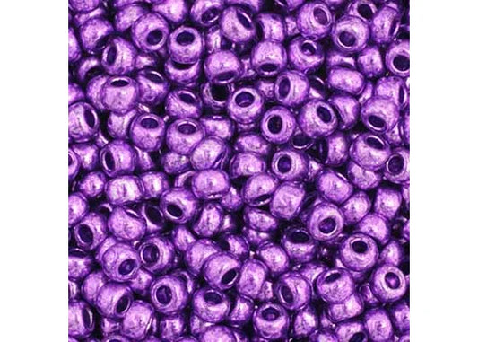 121 - 11/0 Vial Metallic Purple